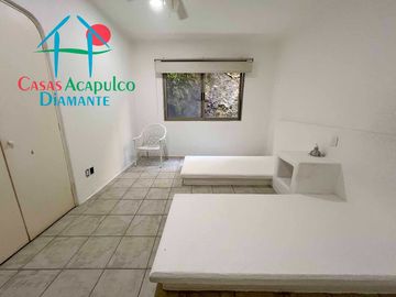 Departamento con terraza, vista al mar, acceso directo a la alberca y jardines