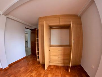 VENDO DEPARTAMENTO EN SURCO CON FACIL ACCESO A LA PANAMERICANA SUR