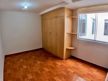 VENDO DEPARTAMENTO EN SURCO CON FACIL ACCESO A LA PANAMERICANA SUR