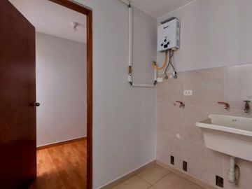 VENDO DEPARTAMENTO EN SURCO CON FACIL ACCESO A LA PANAMERICANA SUR