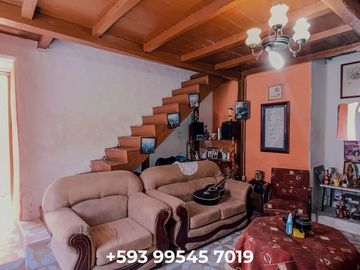De Oportunidad!! Casa en Venta Centro Cotacachi