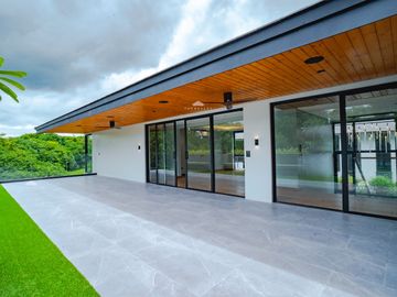 HIGH-END BRAND NEW SMART HOME: 6 Bedroom House and Lot For Sale in Cavite at Ayala Westgrove Heights