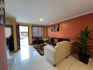CASA ECONÓMICA EN VENTA EN EL VALLE