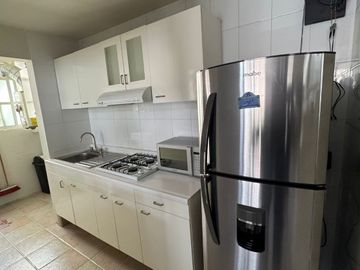 VENTA DEPARTAMENTO SEMI AMUEBLADO CONJUNTO MEDITERRANEO LEANDRO VALLE BARRIO NORTE ATIZAPAN DE ZARAGOZA
