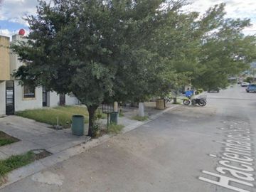 Casa Remate Bancario C HACIENDA DE SAN PATRICIO  COLONIA VALLE DE JUAREZ JUAREZ NUEVO LEON.