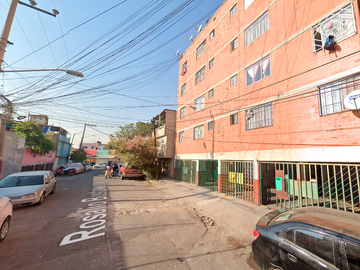 DEPARTAMENTO EN ROSALIO BUSTAMANTE, SANTA MARTA ACATITLA SUR, IZTAPALAPA. ¡NO CREDITOS!