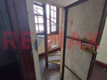 Venta Casa En Avenida Comercial En Jesus Maria