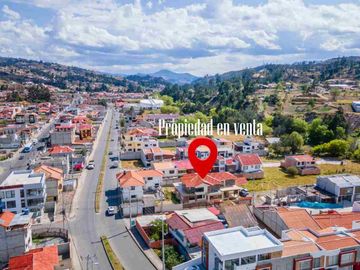 En venta casa en Azogues, en Charasol