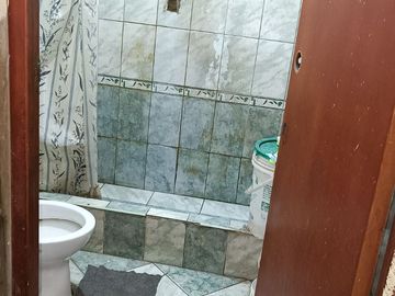 💥💫 VENDO CASA DE 4 PISOS – CERCA DE ZONAS COMERCIALES Y DE LA ESTACIÓN BAYOVAR DEL TREN ELÉCTRICO. - S.J.L. 💫💥