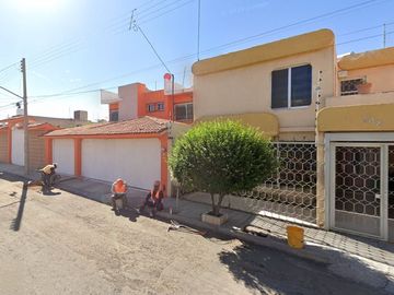 CASA EN VENTA OPORTUNIDAD EN JARDINES DE DURANGO DURANGO