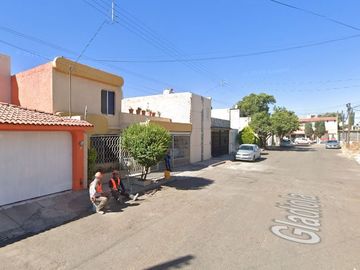 CASA EN VENTA OPORTUNIDAD EN JARDINES DE DURANGO DURANGO
