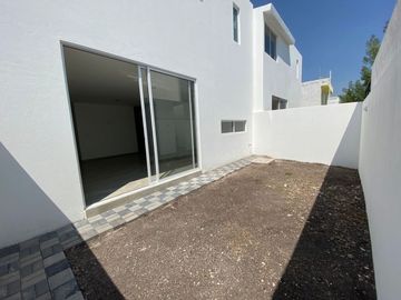 CASA VENTA TEJEDA (RESIDENCIAL LAS FUENTES) CORREGIDORA QUERETARO