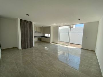 CASA VENTA TEJEDA (RESIDENCIAL LAS FUENTES) CORREGIDORA QUERETARO