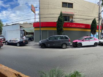 Casa en Venta con locales, Iztacalco, Ciudad de México
