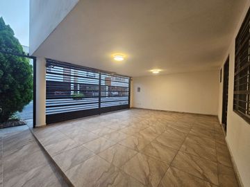 Casa en Venta en Paseo de Cumbres Monterrey Nuevo León