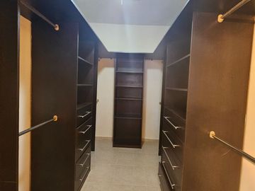 Casa en Venta en Paseo de Cumbres Monterrey Nuevo León