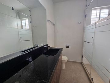 Casa en Venta en Paseo de Cumbres Monterrey Nuevo León