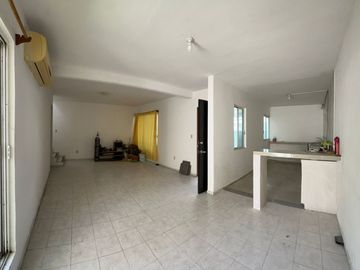 CASA EN BOCA DEL RIO A UNA CUADRA DE DONATO CASAS CON AMPLIA COCINA GARAGE 2 AUTOS