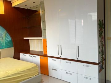 Disewakan rumah Manyar Kertoadi Furnished Siap Huni Dekat Pakuwon City dan Galaxy Mall
