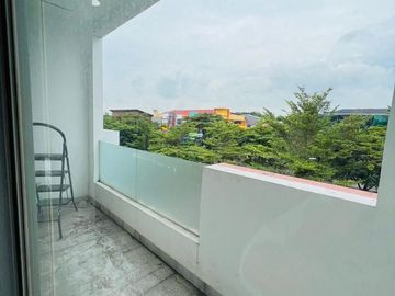 DIjual Ruko 3 Lantai di Komplek Ruko Galleria West Cengkareng Citra 6 Kondisi Bagus