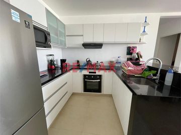 Departamento De Playa En Venta En Condominio Mikonos - Playa Sarapampa- Km. 107 Pan.Sur- Distrito De Asia -Cañete