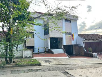 APARTAMENTO EN VENTA SECTOR TEJARES DE CRISTALES CALI
