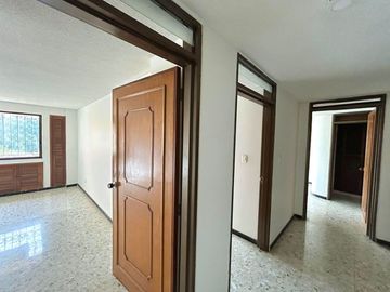 APARTAMENTO EN VENTA SECTOR TEJARES DE CRISTALES CALI