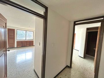 APARTAMENTO EN VENTA SECTOR TEJARES DE CRISTALES CALI