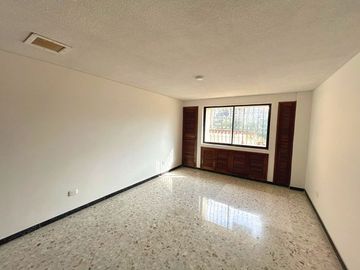 APARTAMENTO EN VENTA SECTOR TEJARES DE CRISTALES CALI