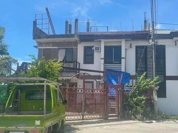 House and Lot w/ Unfinished Structure for Sale in Park Place