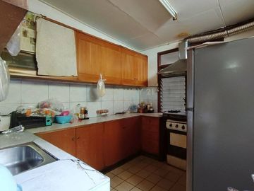Vintage detached house for sale, prime location in the heart of the city, Chan Road, Soi 17, large land area 100 sq m, 400 sq m. No.55-HH-67073