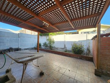 Se vende casa 3D2B en condominio, Stela Alpina, Coquimbo