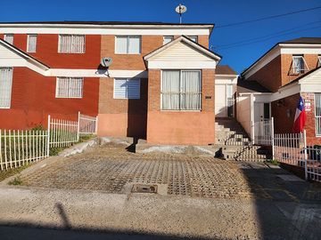 Se vende casa 3D2B en condominio, Stela Alpina, Coquimbo
