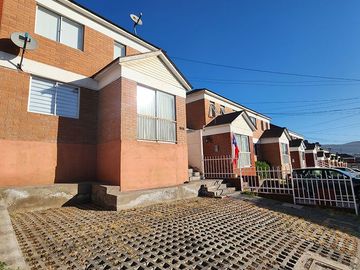 Se vende casa 3D2B en condominio, Stela Alpina, Coquimbo