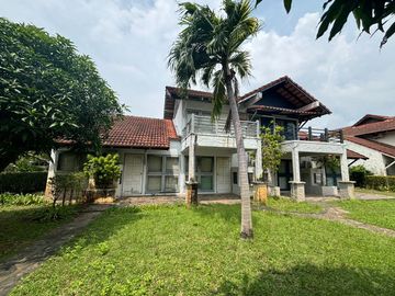 A Spacious Detached House with 2 Beds 2 Baths in the Perfect Location in Project directly across Mae Ramphueng Beach