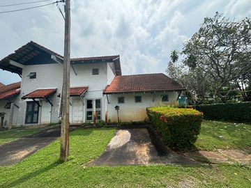 A Spacious Detached House with 2 Beds 2 Baths in the Perfect Location in Project directly across Mae Ramphueng Beach