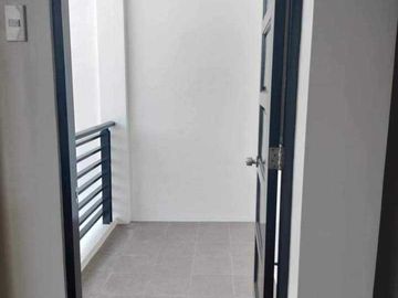 2-Bedroom,2- Storey Townhouse by the Beach