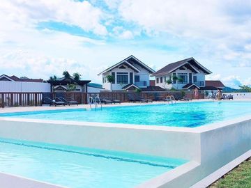 2-Bedroom,2- Storey Townhouse by the Beach