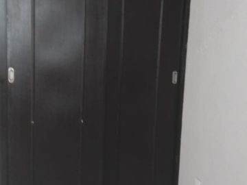 CASA DUPLEX EN PB CON AMPLIO JARDIN TRASERO