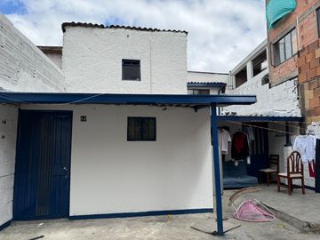 EN VENTA_CASA RENTABLE_SECTOR LUJAN_ENGATIVÁ