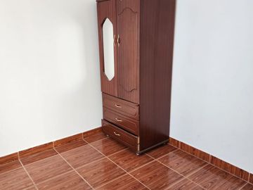 Venta de casa en la Mitad del Mundo, San Antonio de Pichincha, Conjuto Alborada 1.