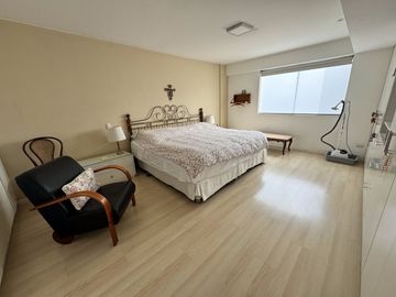 Venta de Amplio Duplex PentHouse en Batalla de San Juan - Surco