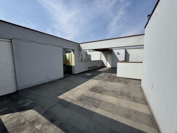 Venta de Amplio Duplex PentHouse en Batalla de San Juan - Surco