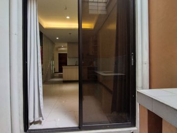 Town and Country Executive Village Townhouse, FA 110 sqm 2 bedroom w/ 1 car garage