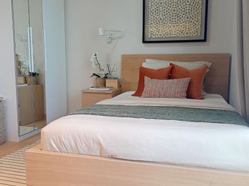 UNA Apartment Studio Unit for Sale beside DLSU Laguna Campus