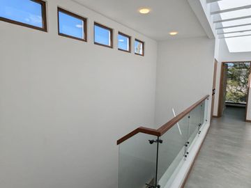 HERMOSA CASA DE VENTA EN PLANOS EN PUEMBO VIA ARRAYANES