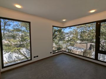 HERMOSA CASA DE VENTA EN PLANOS EN PUEMBO VIA ARRAYANES
