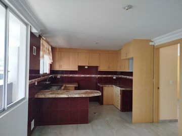 PUSUQUI, VENDO DPTO 70m2, GARAJE, BODEGA, SEGURIDAD