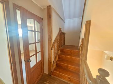 BROKER BOSQUES 5D-3B- SALA ESTAR - ESCRITORIO-GRAN PATIO- VISTA - SOLEADA