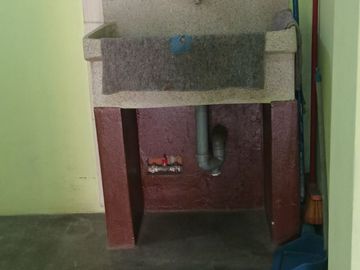 VENTA AMPLIO DPTO EN LOS OLIVOS 120 M2- 5 HAB-5 BAÑOS